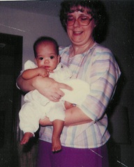 1984 Lizs 1st day w mom